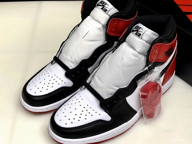 Black Toe Retro 555088-125 Air Jordan 1 1213